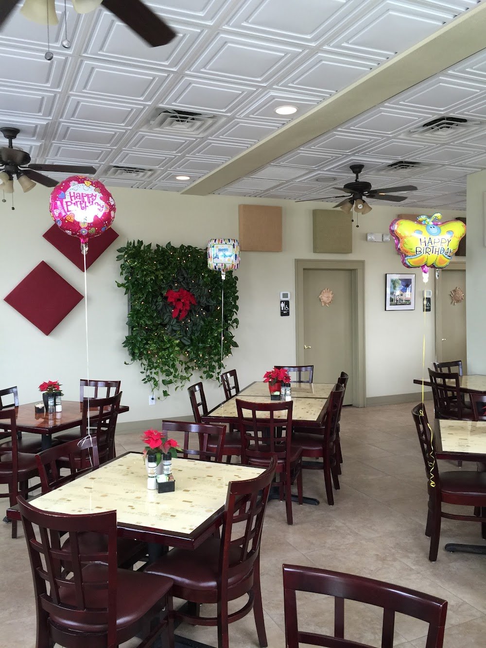 Café Evergreen Restaurant