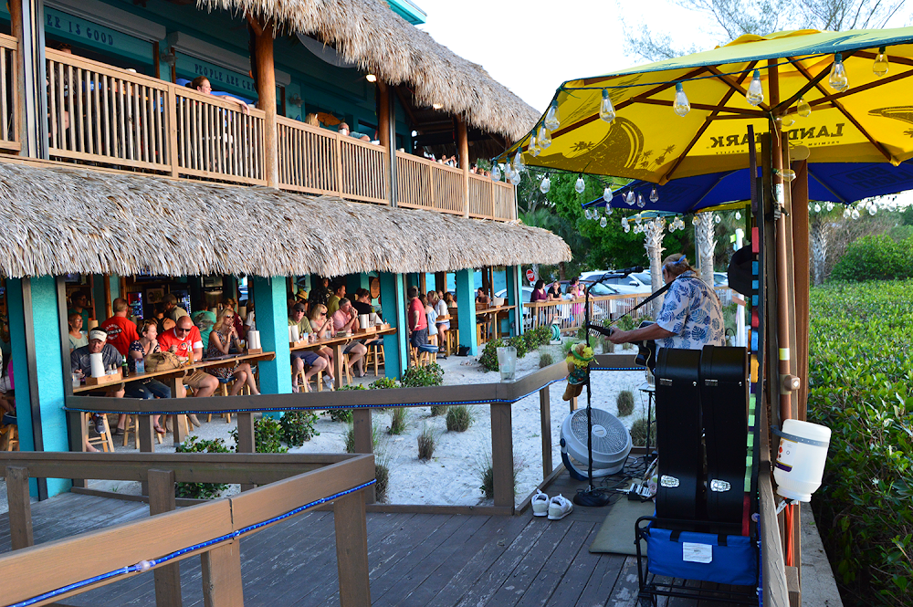 Nokomo’s Sunset Hut